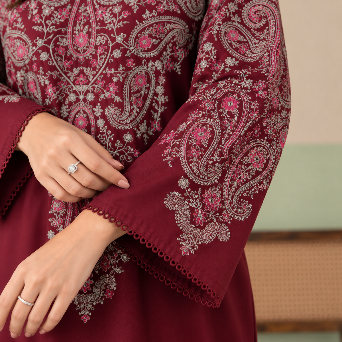 Dhanak Embroidered 2-Piece Winter Suit – Maroon & Purple | DE-6206