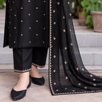 Black Dhanak Luxury Embroidered 3-Piece Winter Suit – DE-4143